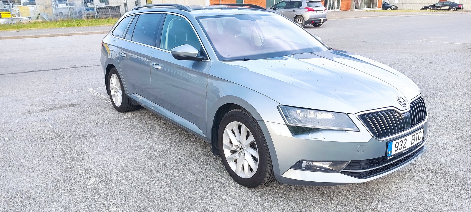 Skoda Superb 1.8 132kw
