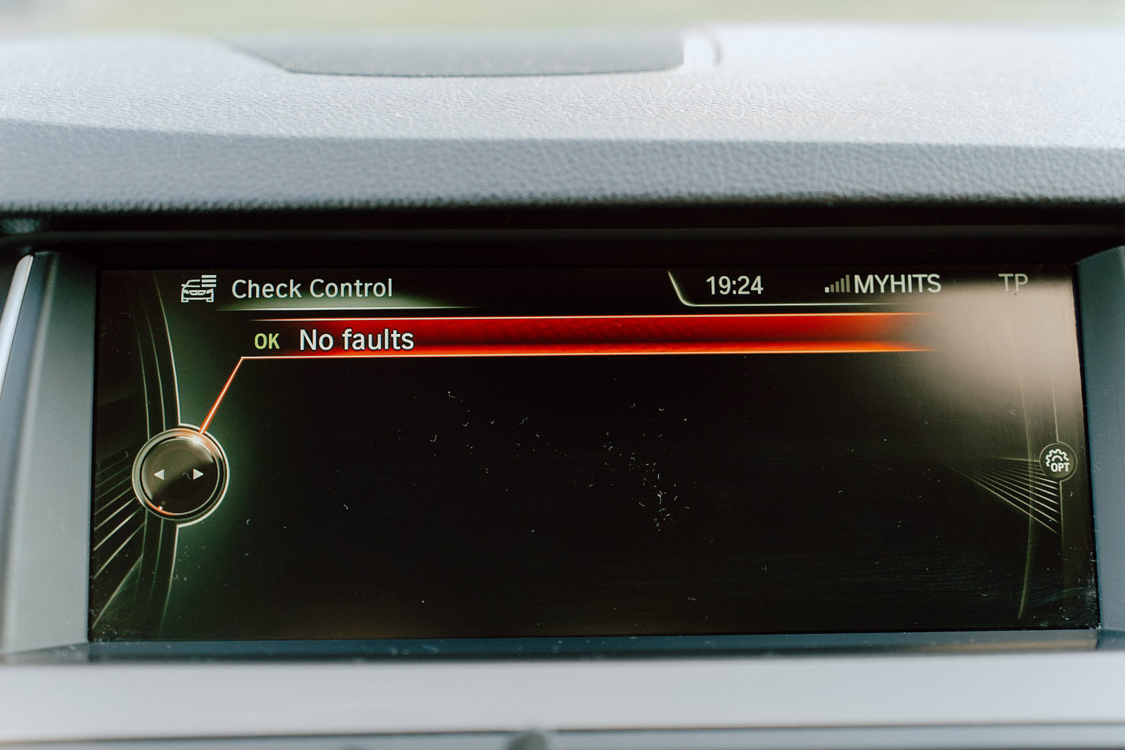 BMW 520 2014, photo 4/9
