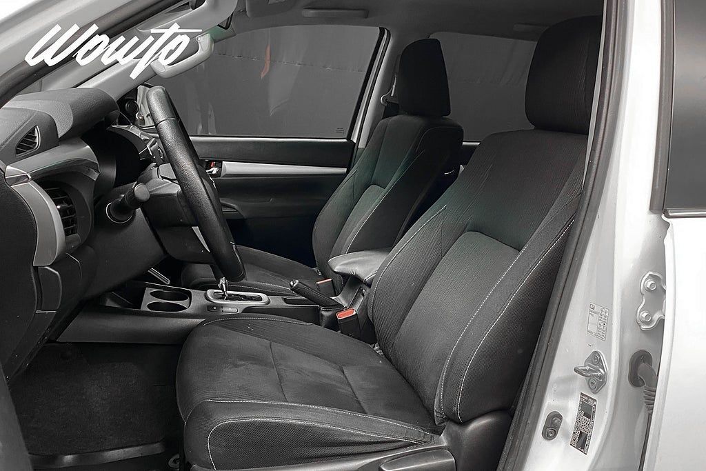 Toyota Hilux 2022, kuva 7/10