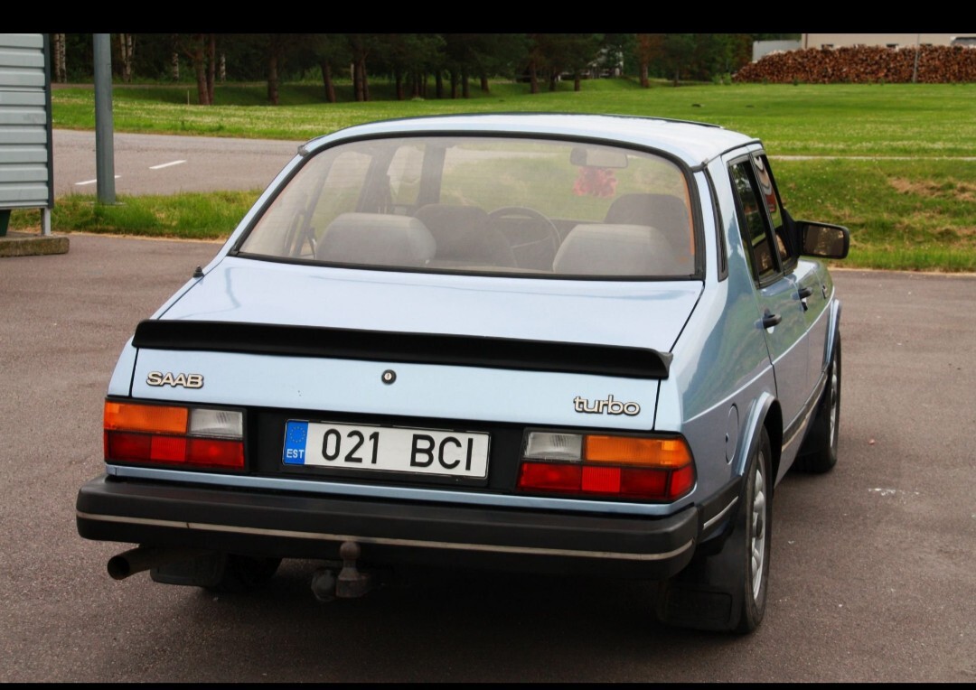 Saab 900 1985, kuva 2/10