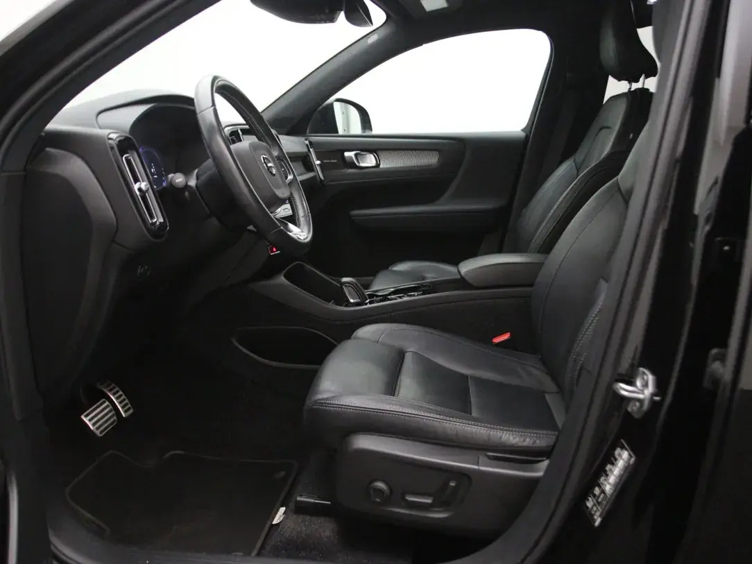 Volvo XC40 R-Design 1.5 192kW 2020, kuva 4/10