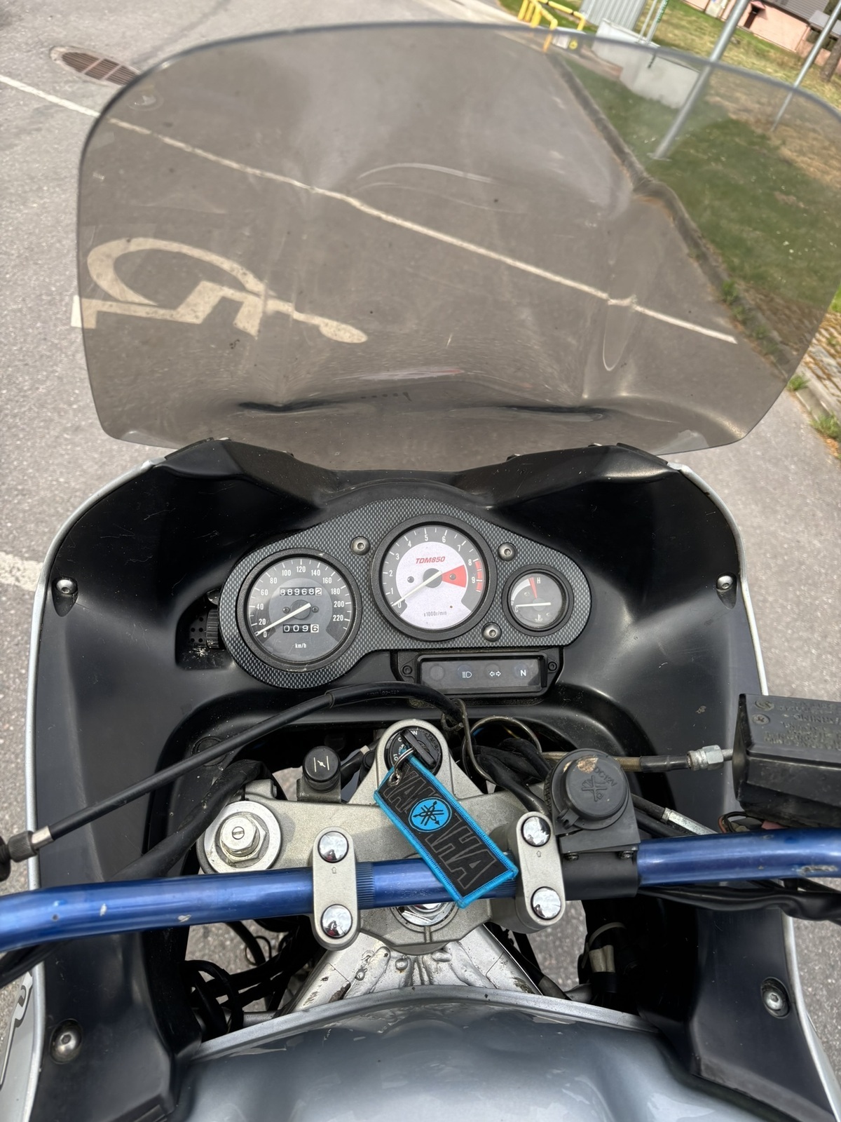 Yamaha TDM 850 1997, photo 2/8