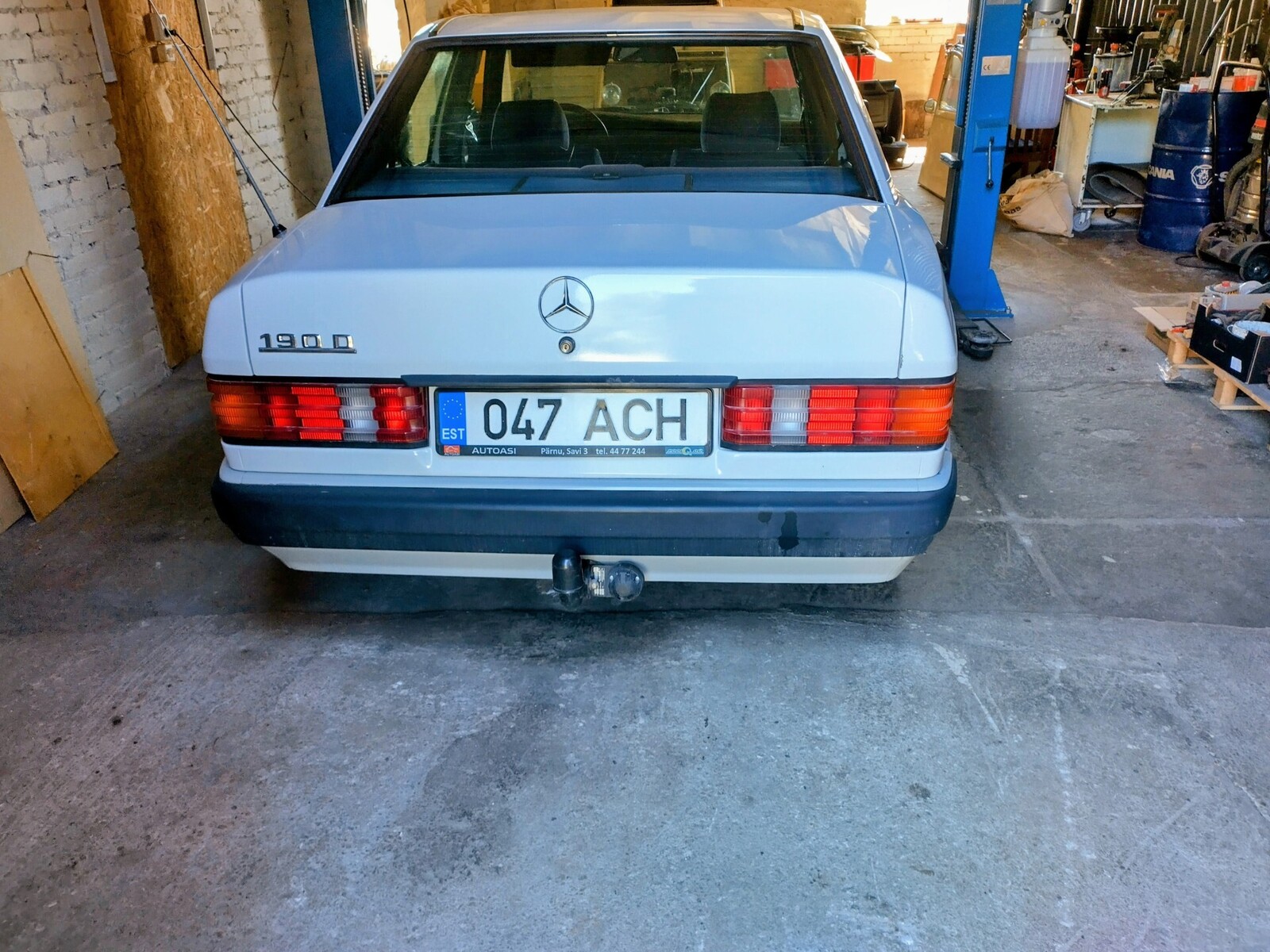 Mercedes-Benz 190 1991, photo 3/11