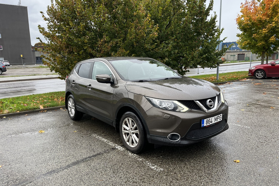 Nissan Qashqai, 2015, 1.2, 85 kW, бензин, механическая, передний привод