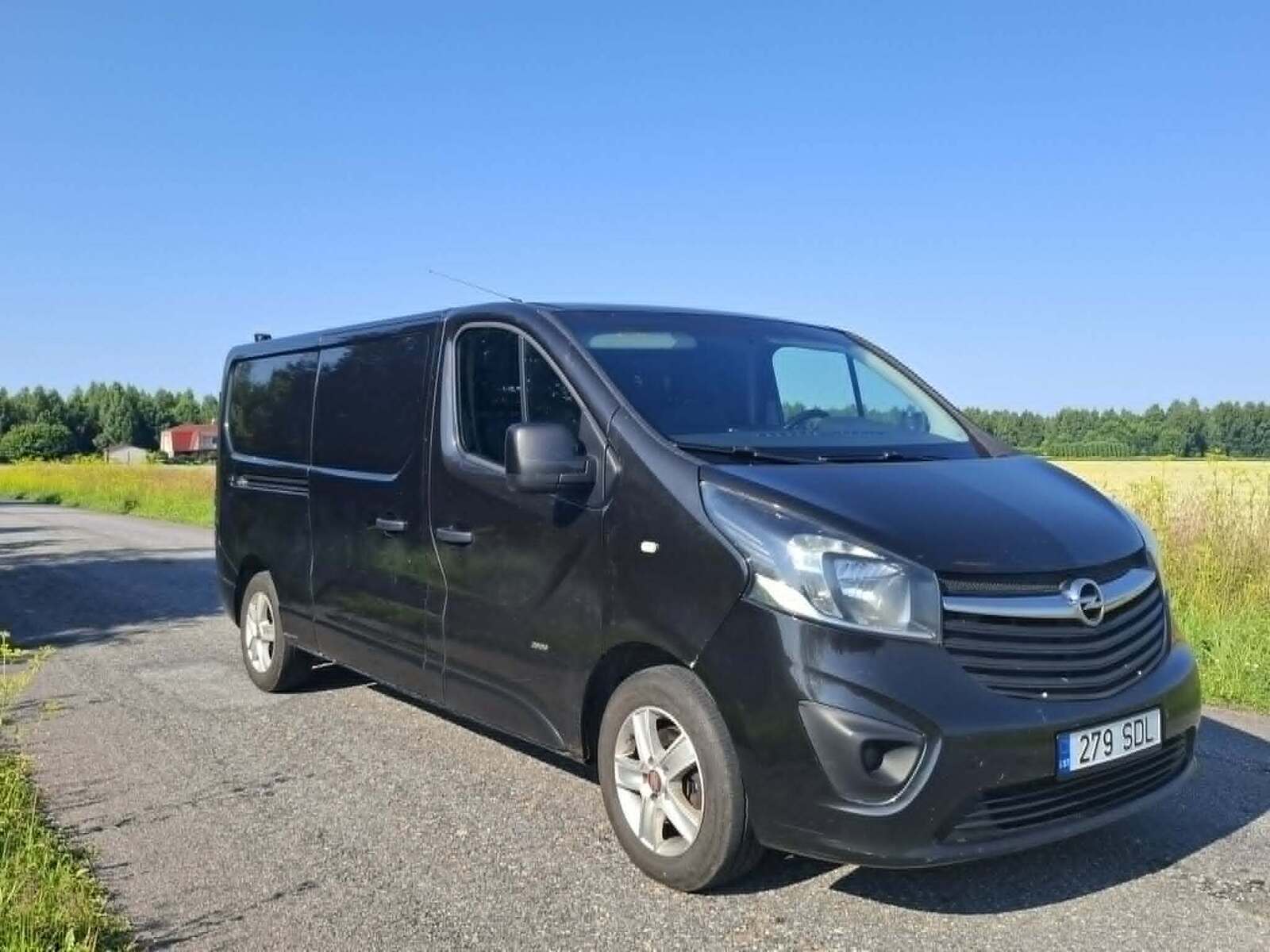 Opel Vivaro 2016, kuva 6/9