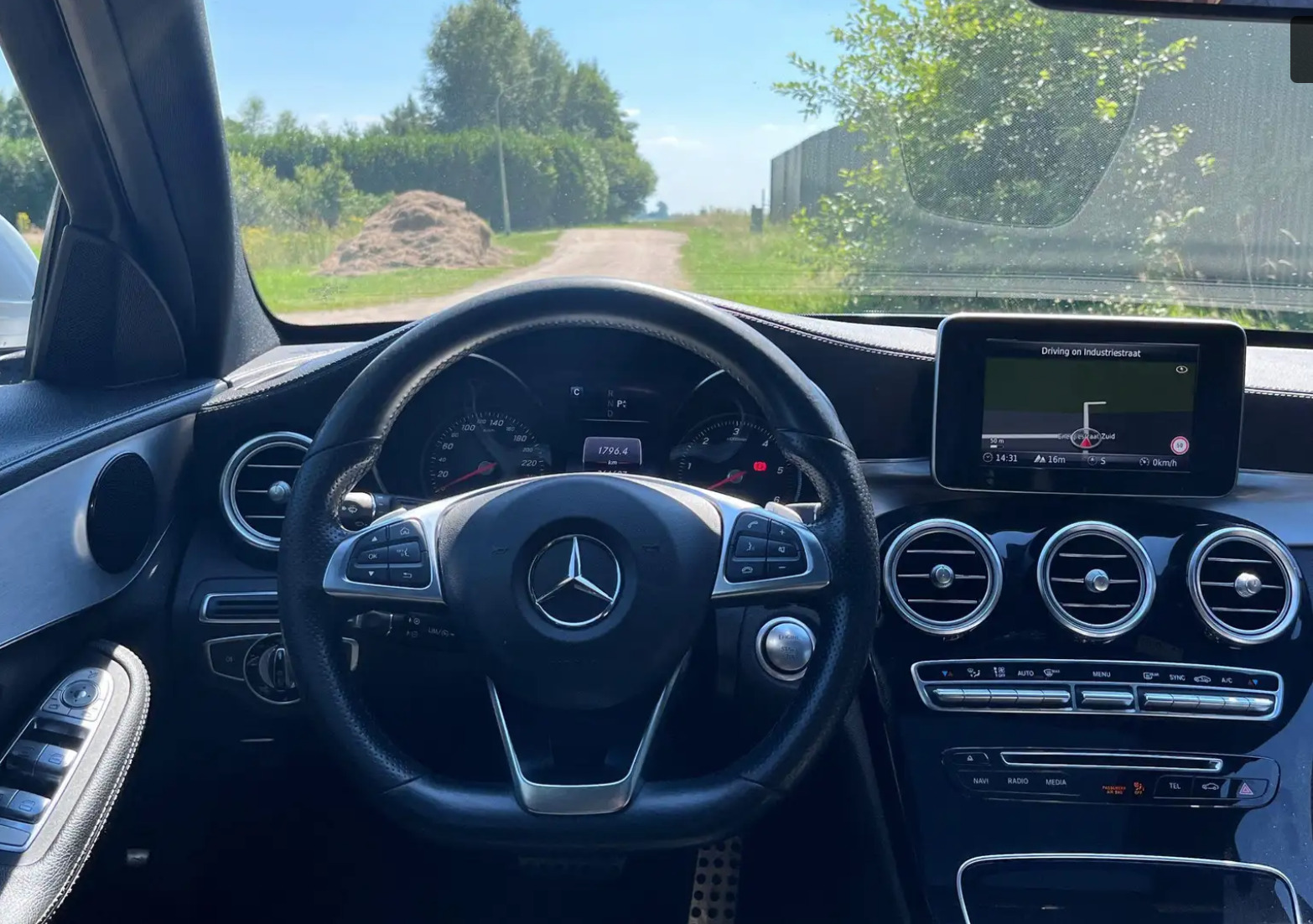 Mercedes-Benz C 180 2016, kuva 7/9