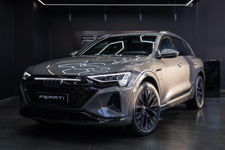 Audi Q8 e-tron, 2024, 158 kW, electric, automatic, four-wheel drive