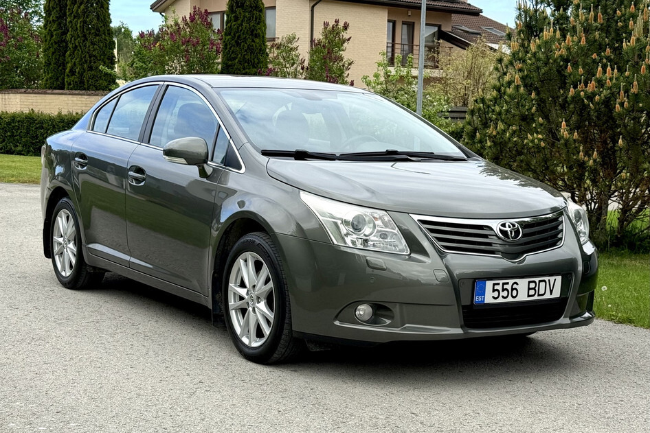 Toyota Avensis, 2011, 2.0, 112 kW, petrol, automatic, front-wheel drive