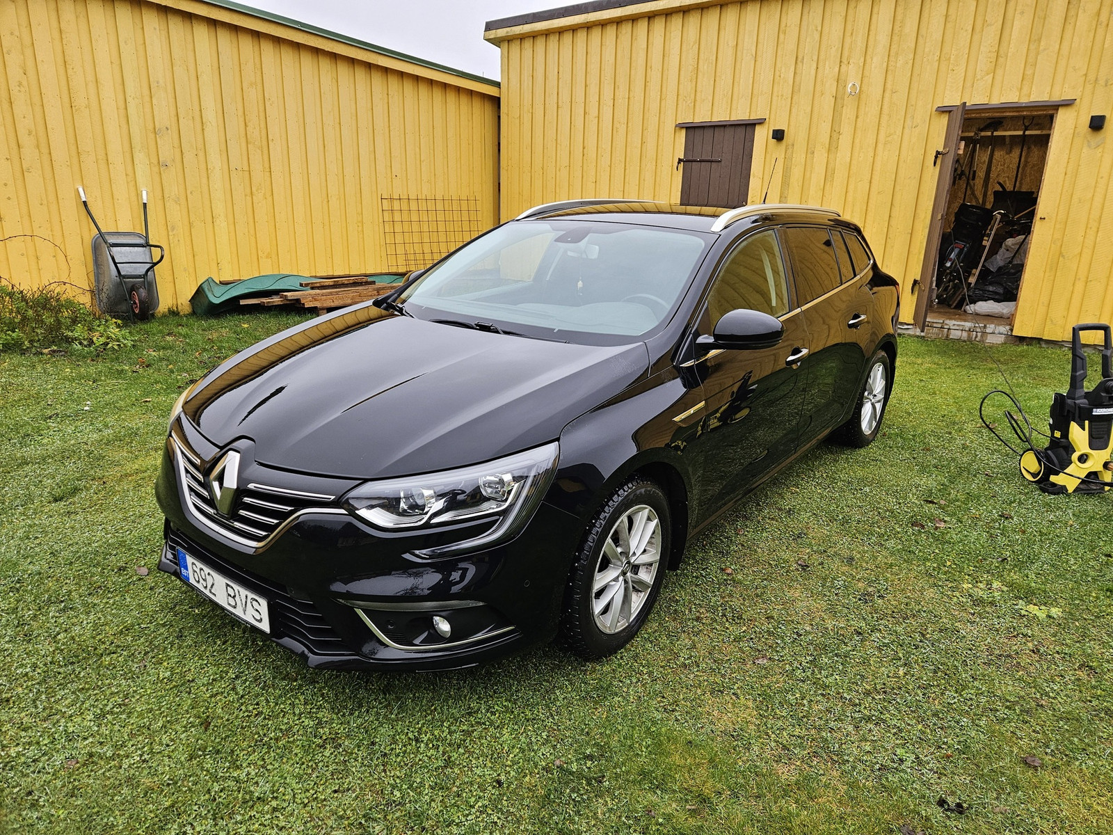 For sale used car Renault Megane, 2017, 198 000 km, 1.2, 97 kW, petrol