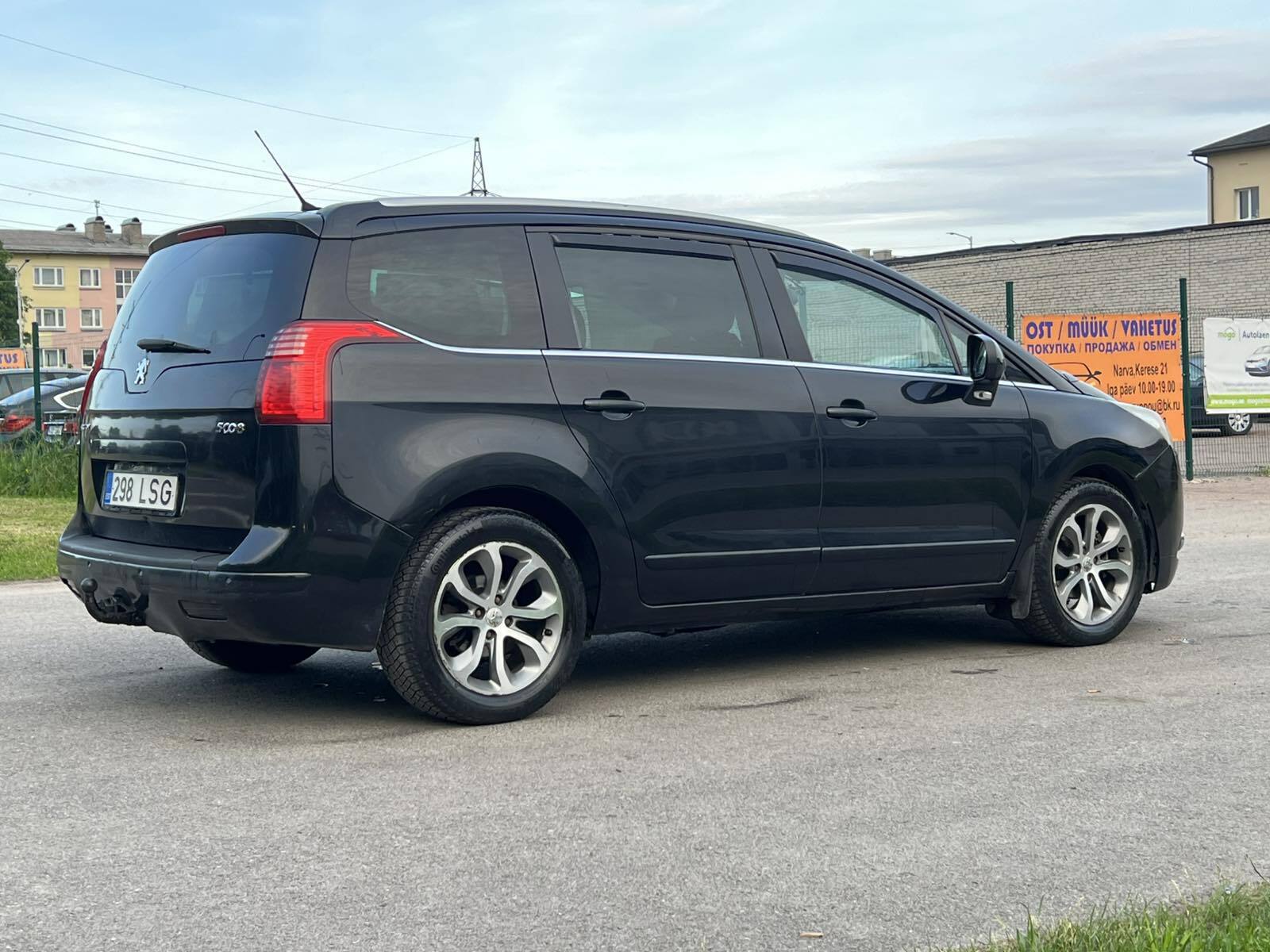 Peugeot 5008 2011, photo 7/11