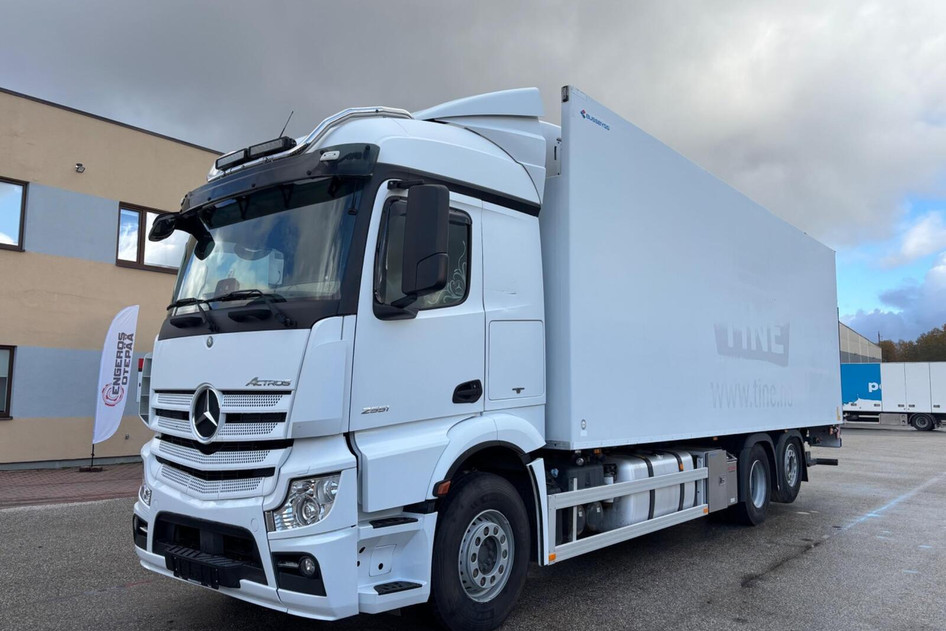 Mercedes-Benz Actros, 2015, 375 kW, diisel, automaat