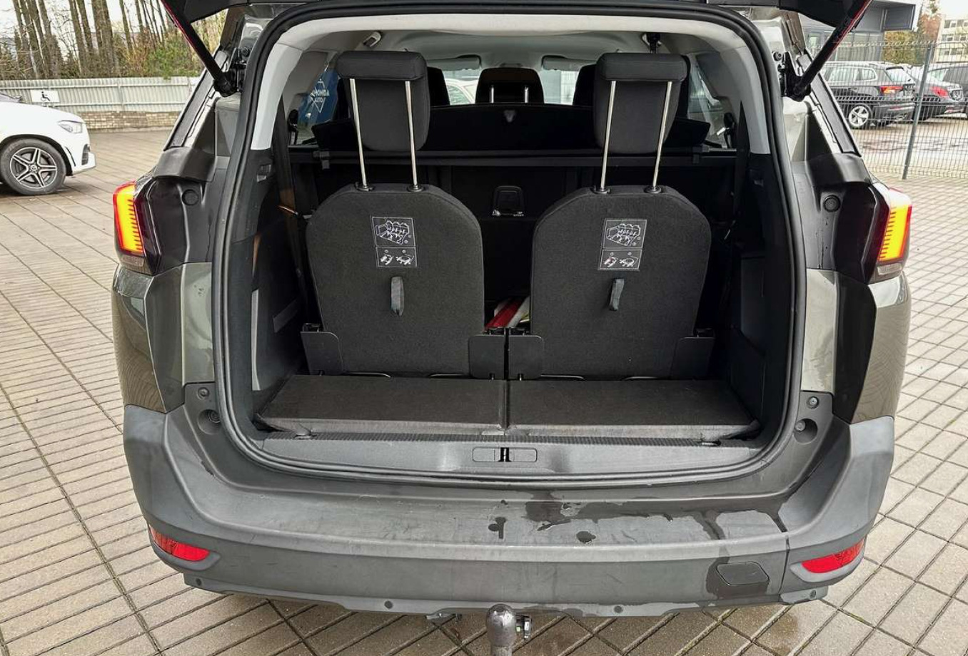 Peugeot 5008 2020, kuva 6/6