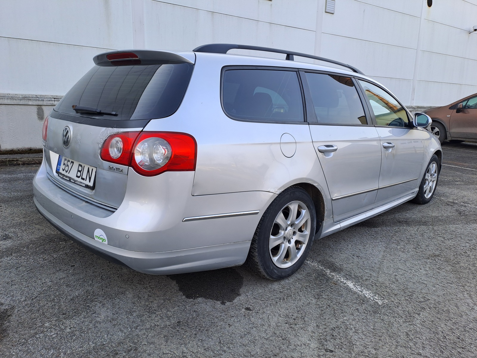 Volkswagen Passat 2009, kuva 4/14