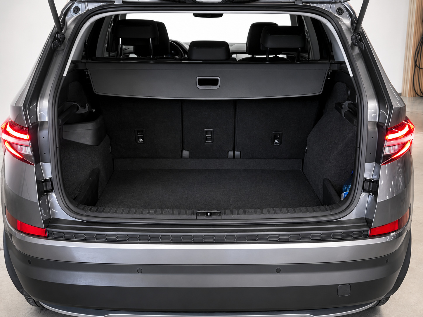 Škoda Kodiaq 2023, photo 6/10