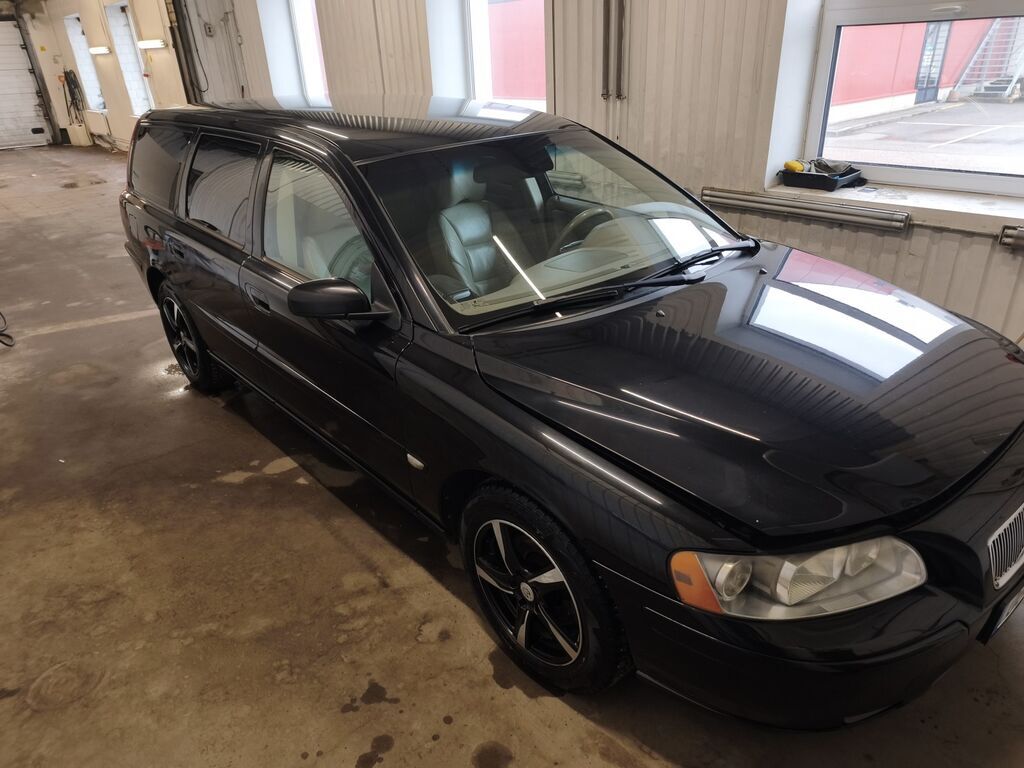 Volvo V70