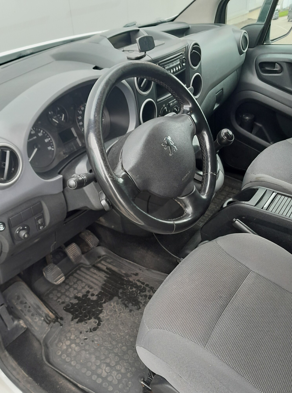 Peugeot Partner 2010, kuva 7/9