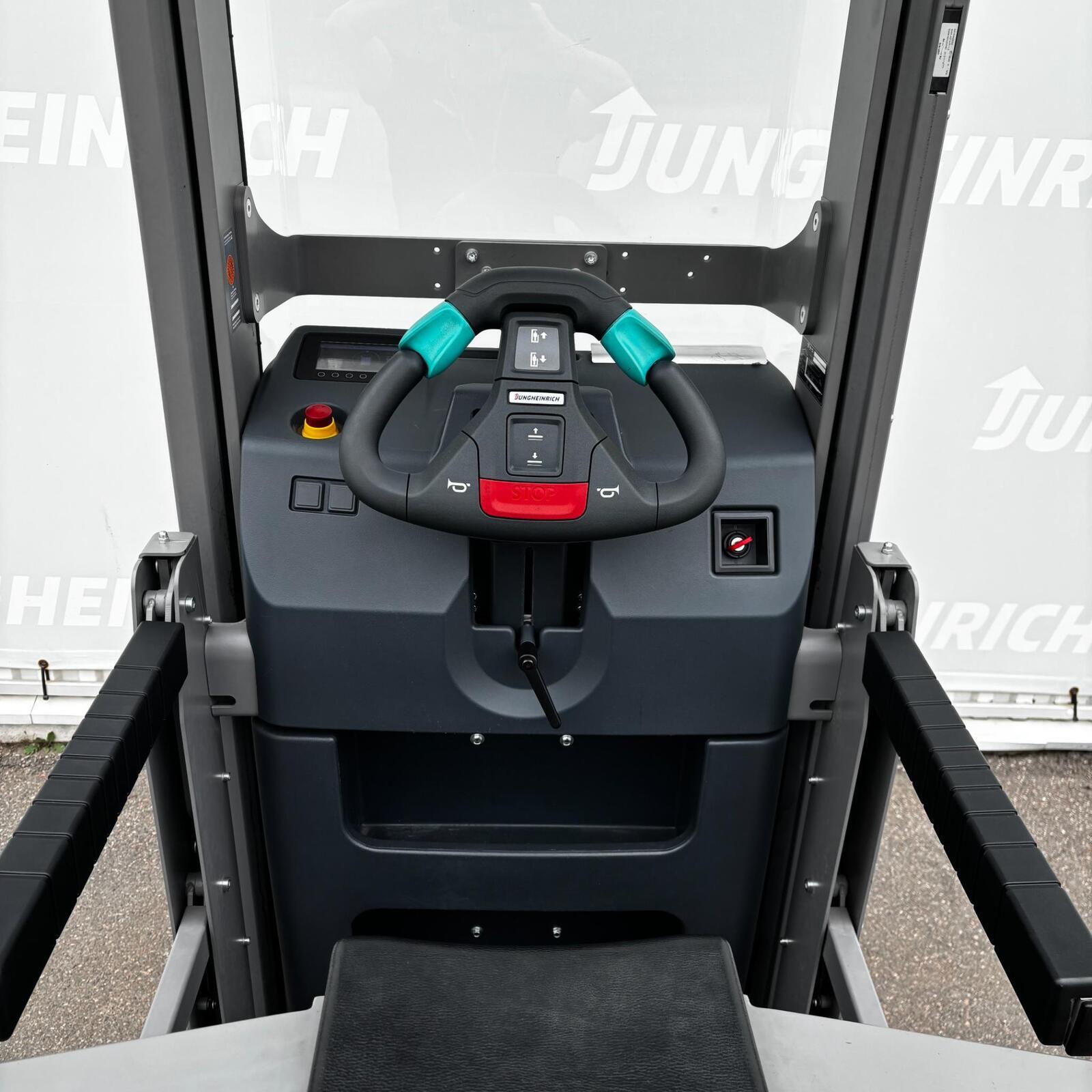 Jungheinrich EKS 110Z, kuva 4/8