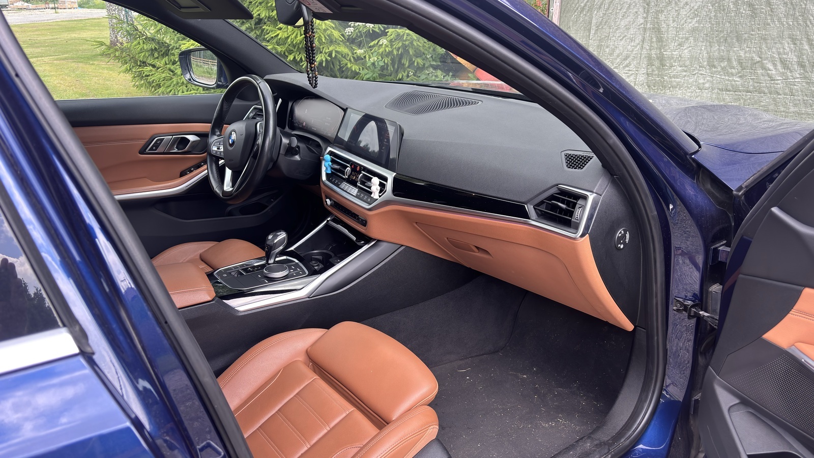 BMW 320 2020, photo 7/9