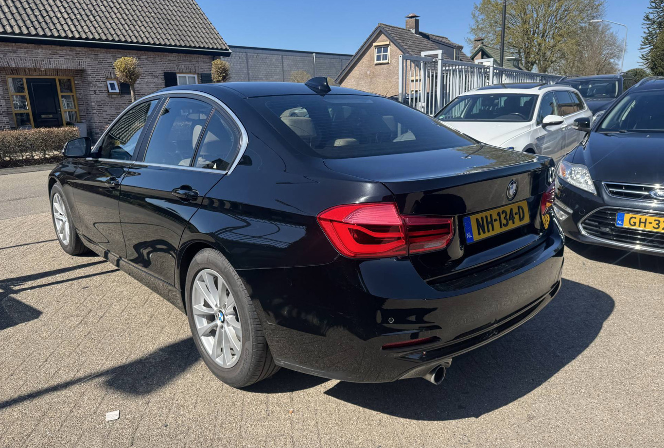 BMW 318 2017, kuva 3/9