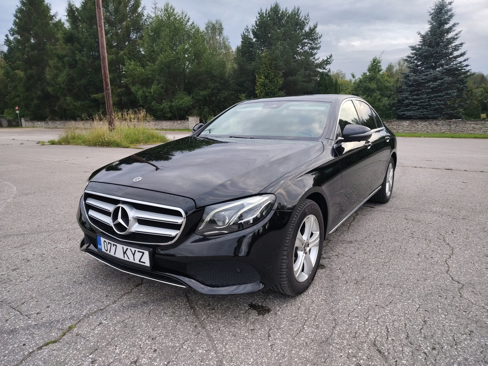 Mercedes-Benz E 220