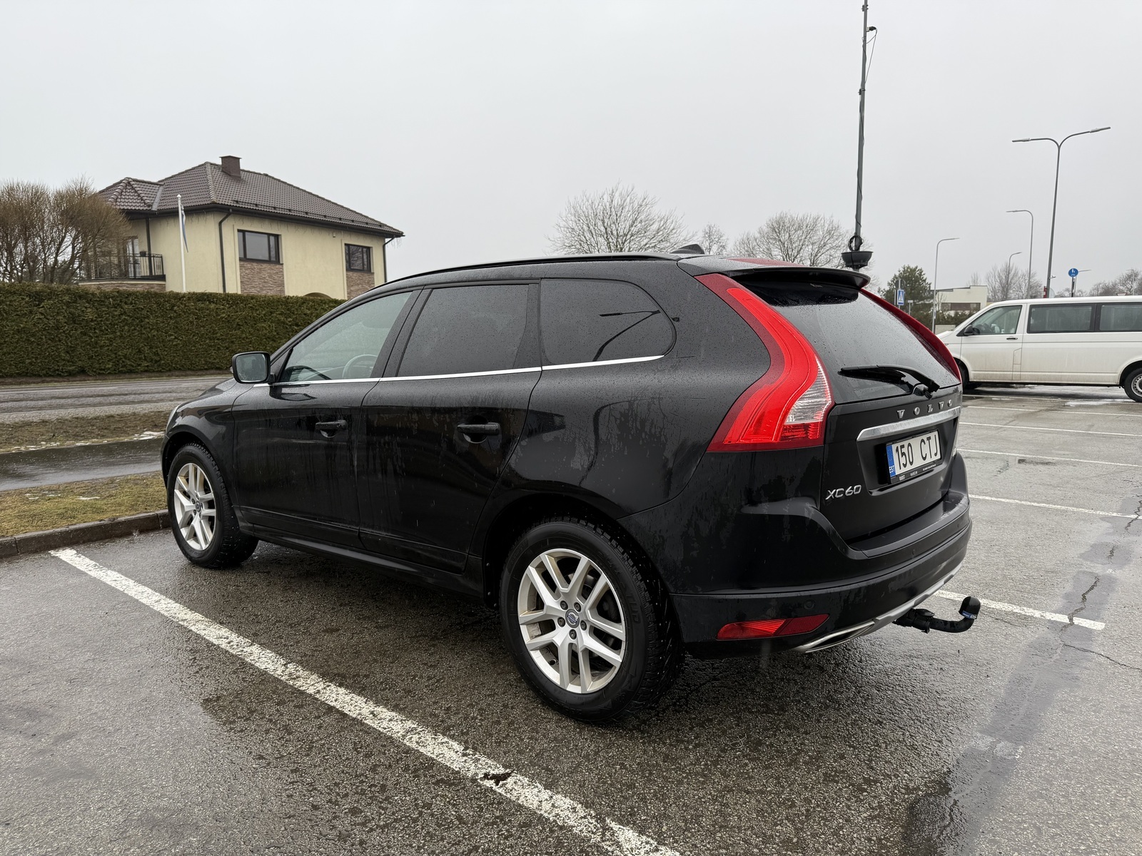 Volvo XC60 2017, photo 5/19