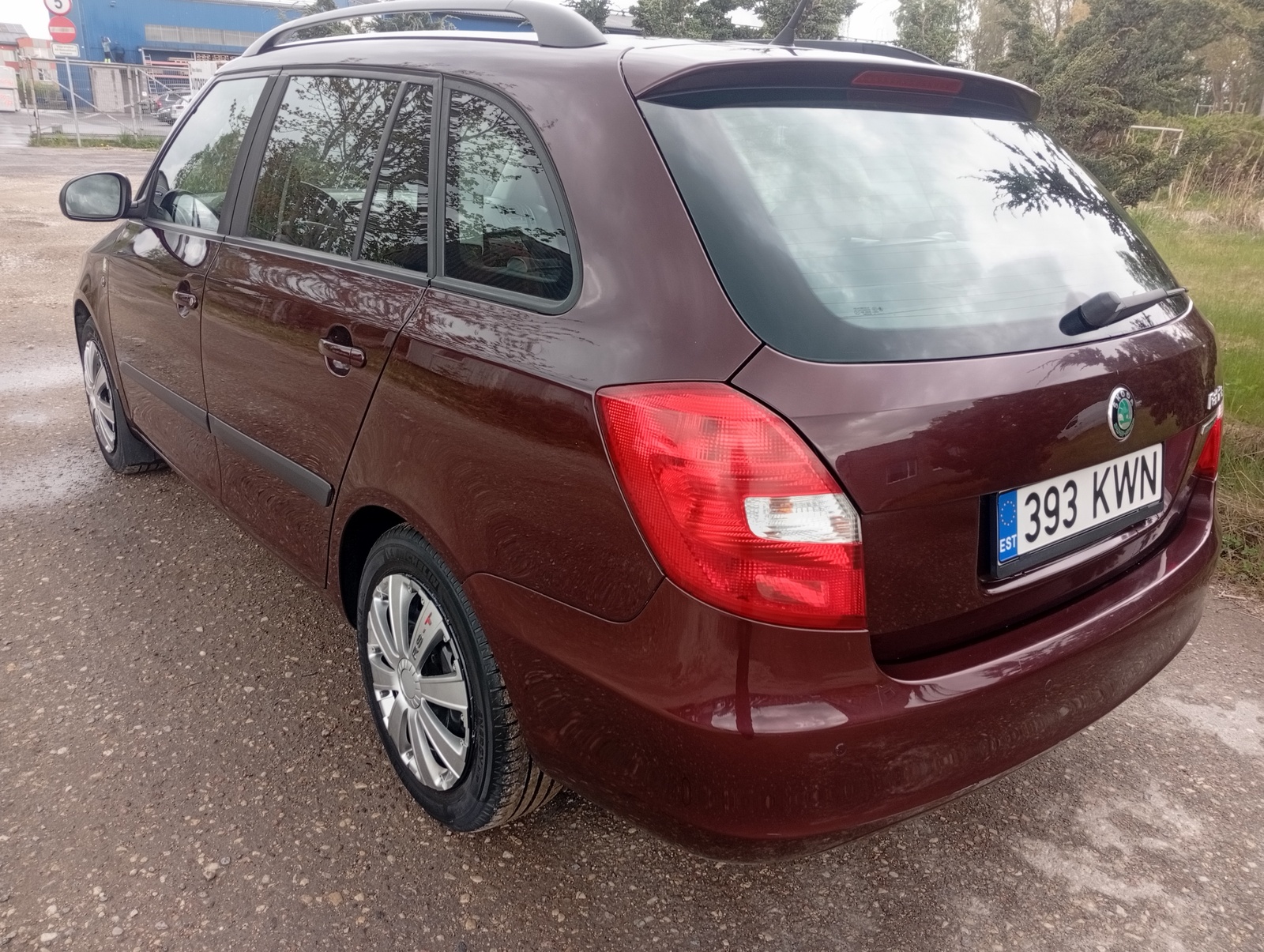 Škoda Fabia 2011, photo 6/15