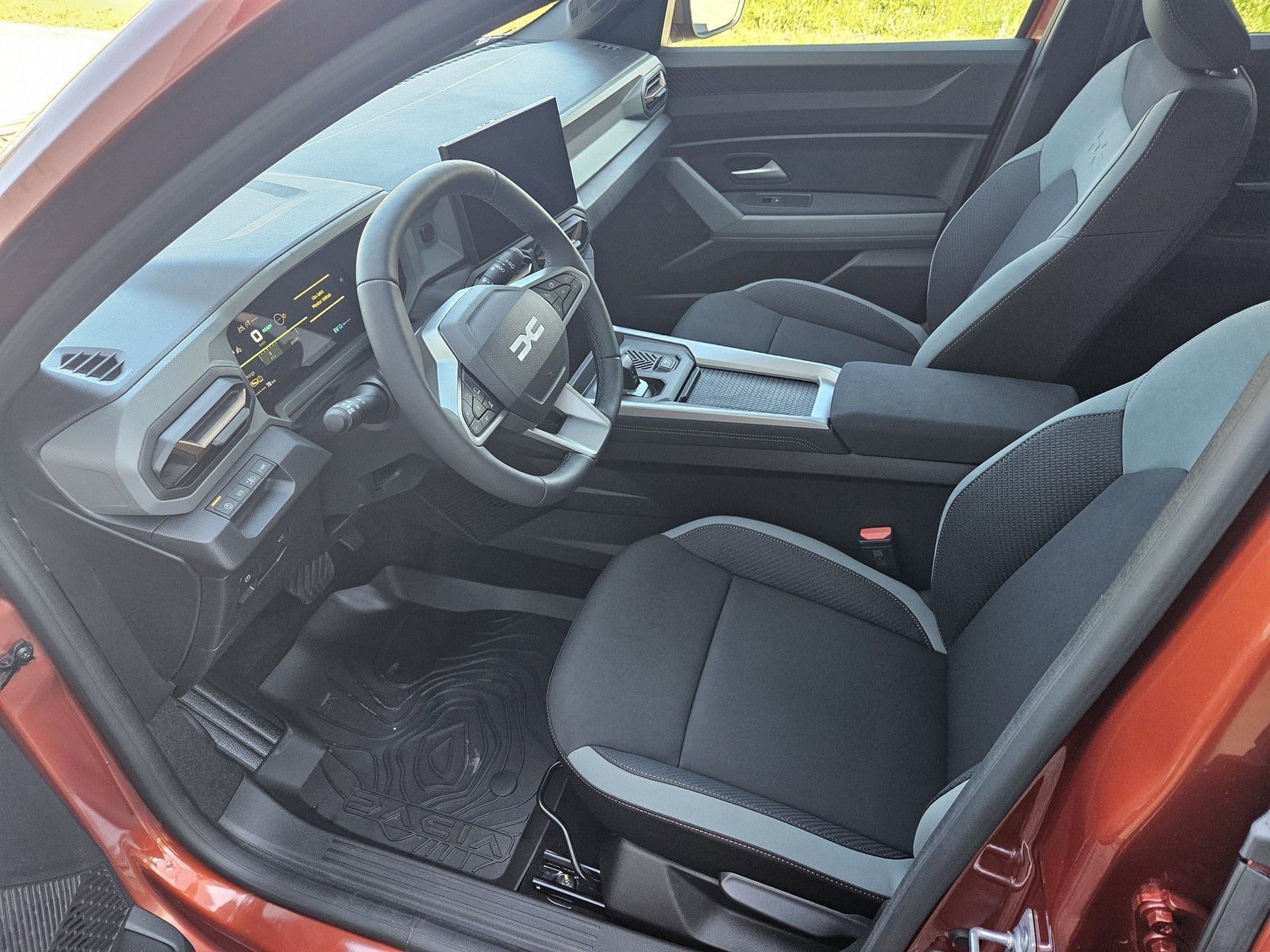 Dacia Bigster 2025, photo 6/9