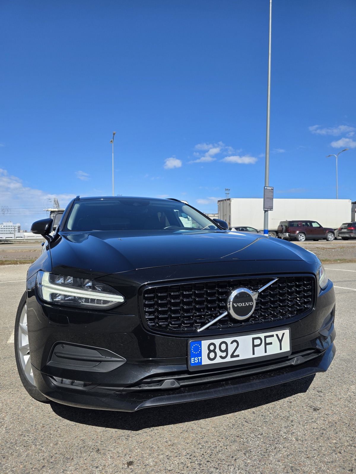 Volvo V90 2019, kuva 4/10