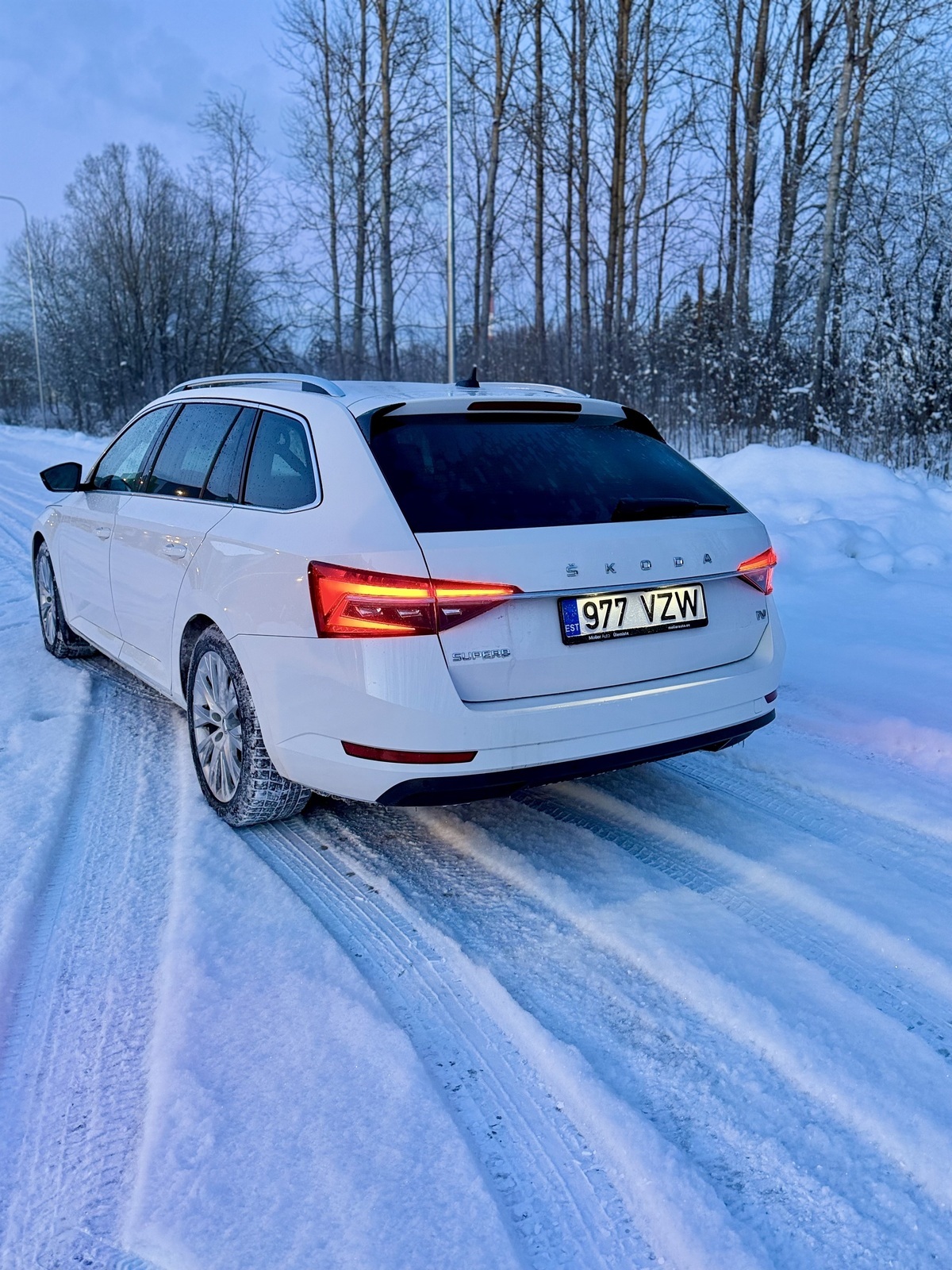 Škoda Superb 2021, kuva 4/15