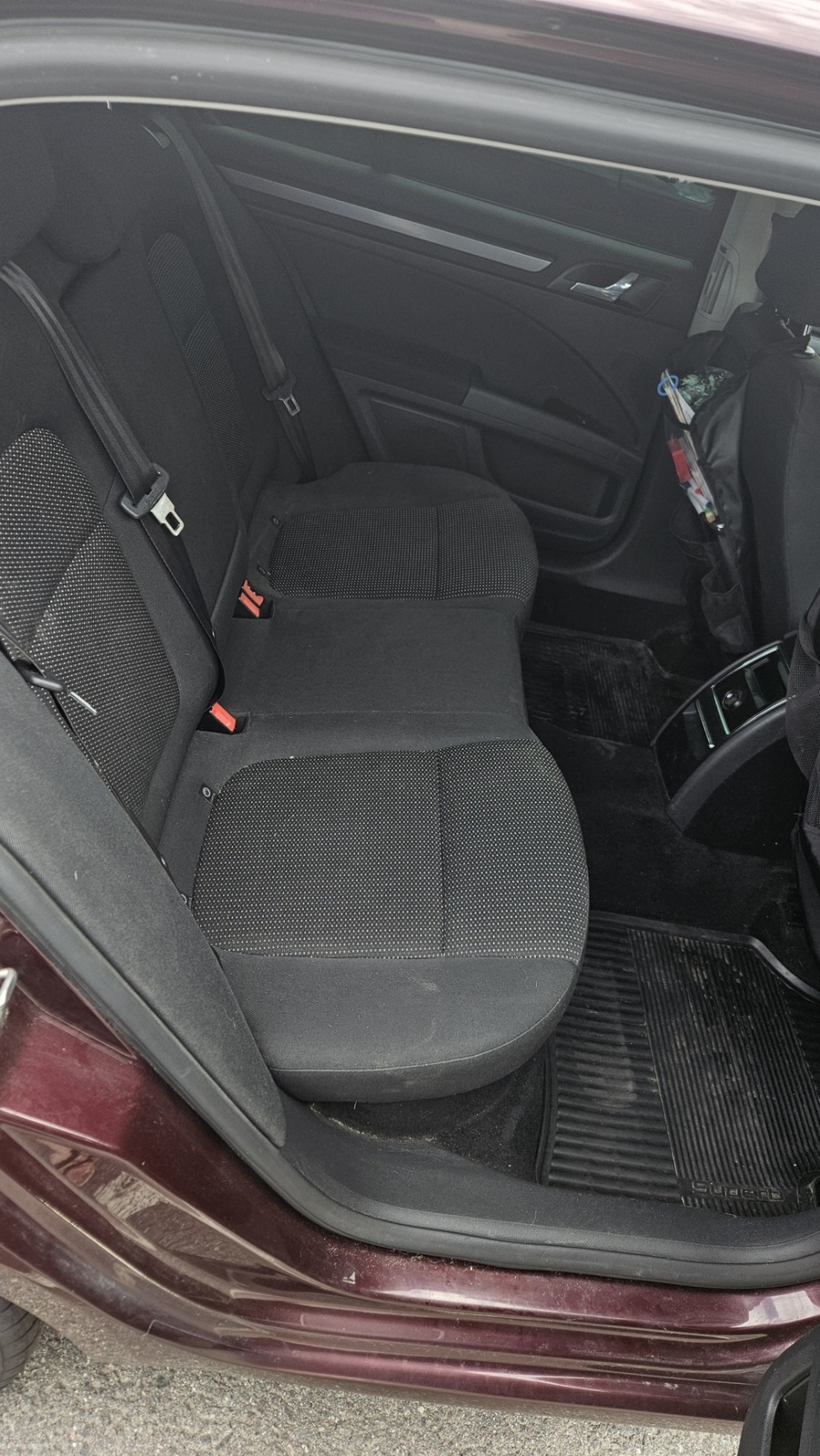 Škoda Superb 2012, photo 5/10