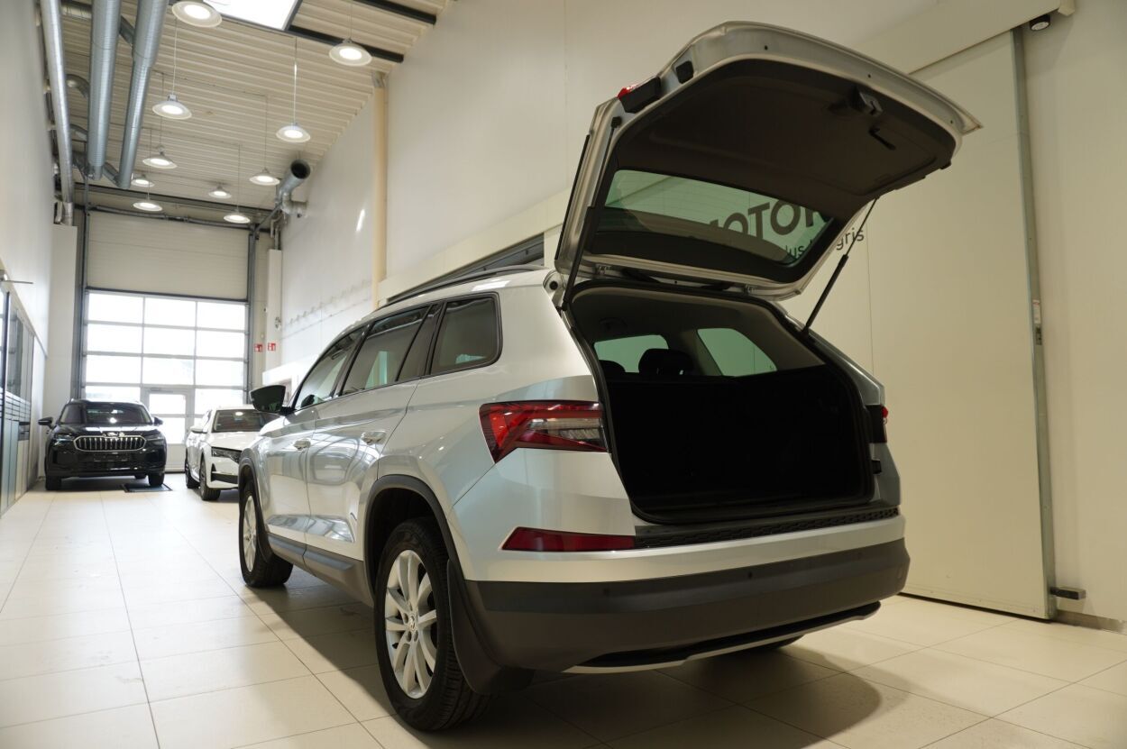 Škoda Kodiaq 2022, photo 6/22