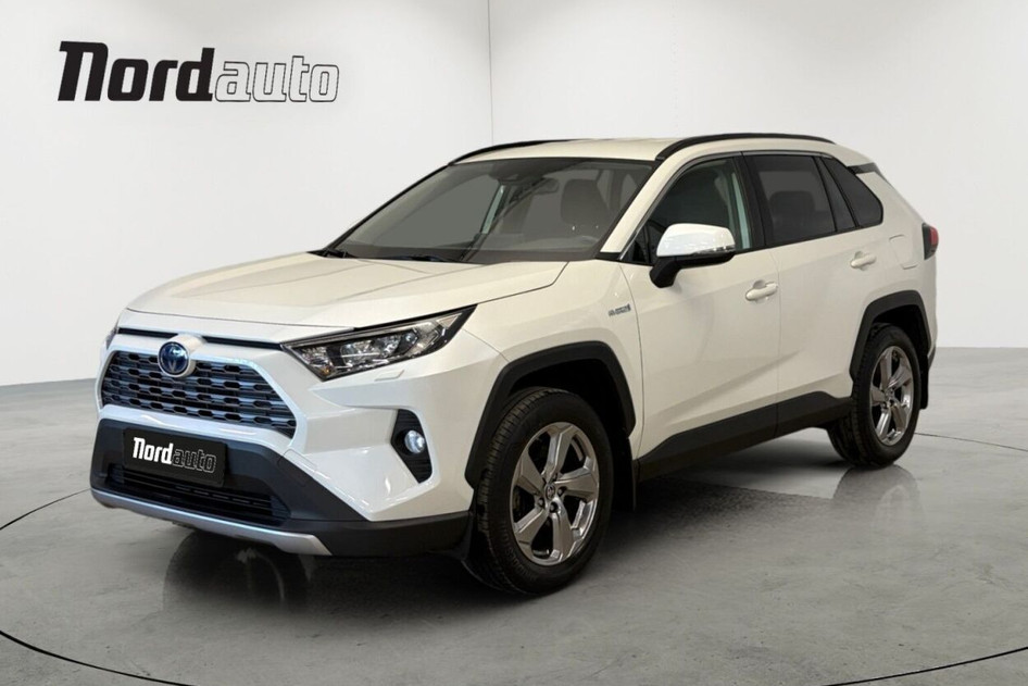 Toyota RAV4, 2022, 2.5, 131 kW, гибрид (бензин/электричество), автомат, полный привод