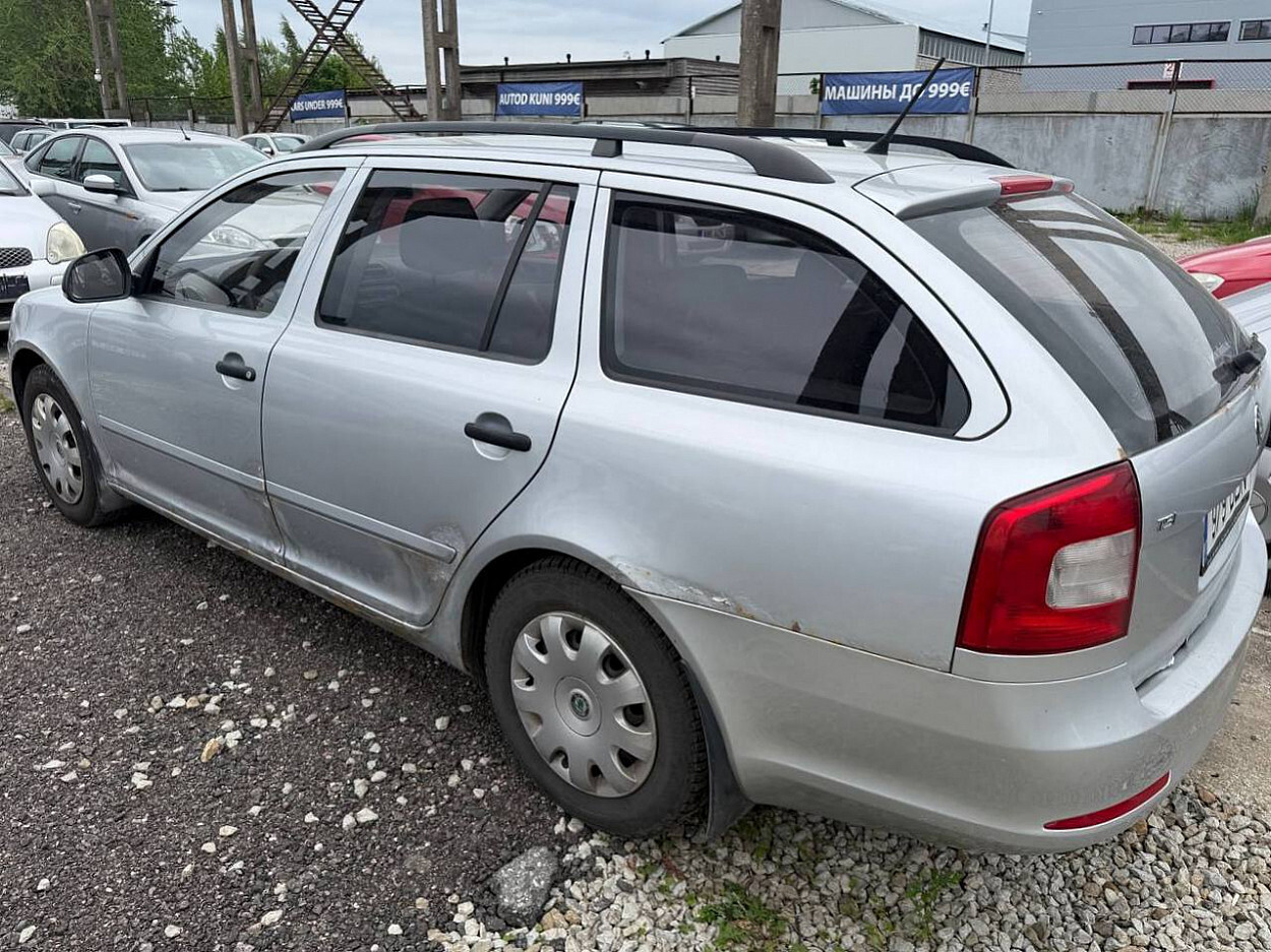 Škoda Octavia 2011, photo 4/7