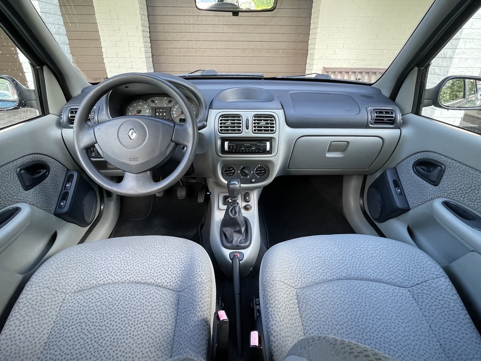 Renault Thalia 2006, photo 5/7