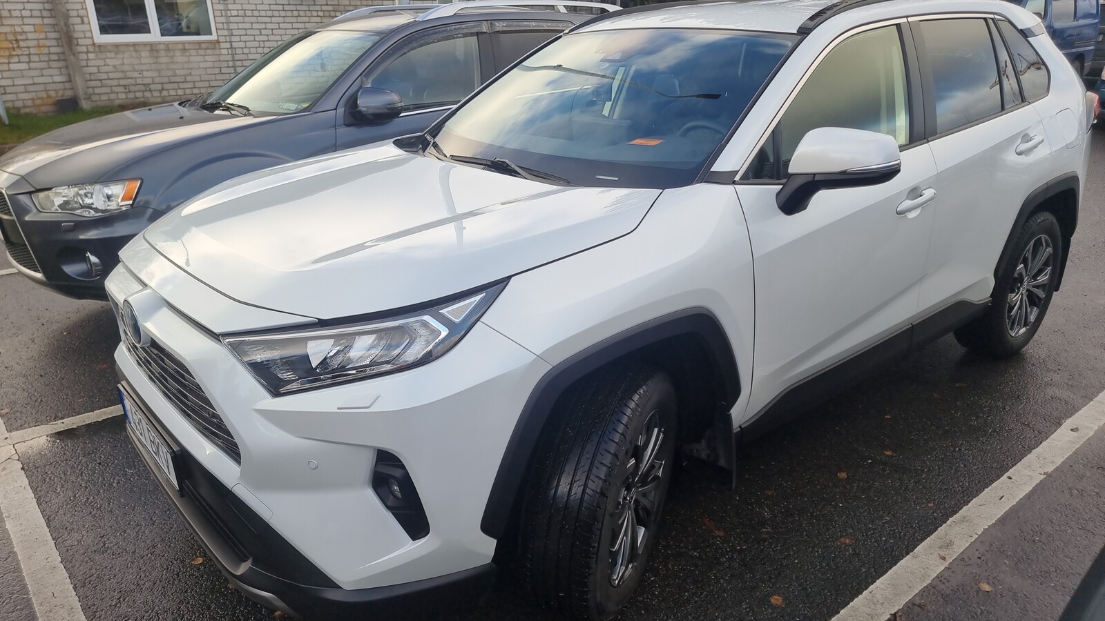 Toyota RAV4 2025, photo 3/10