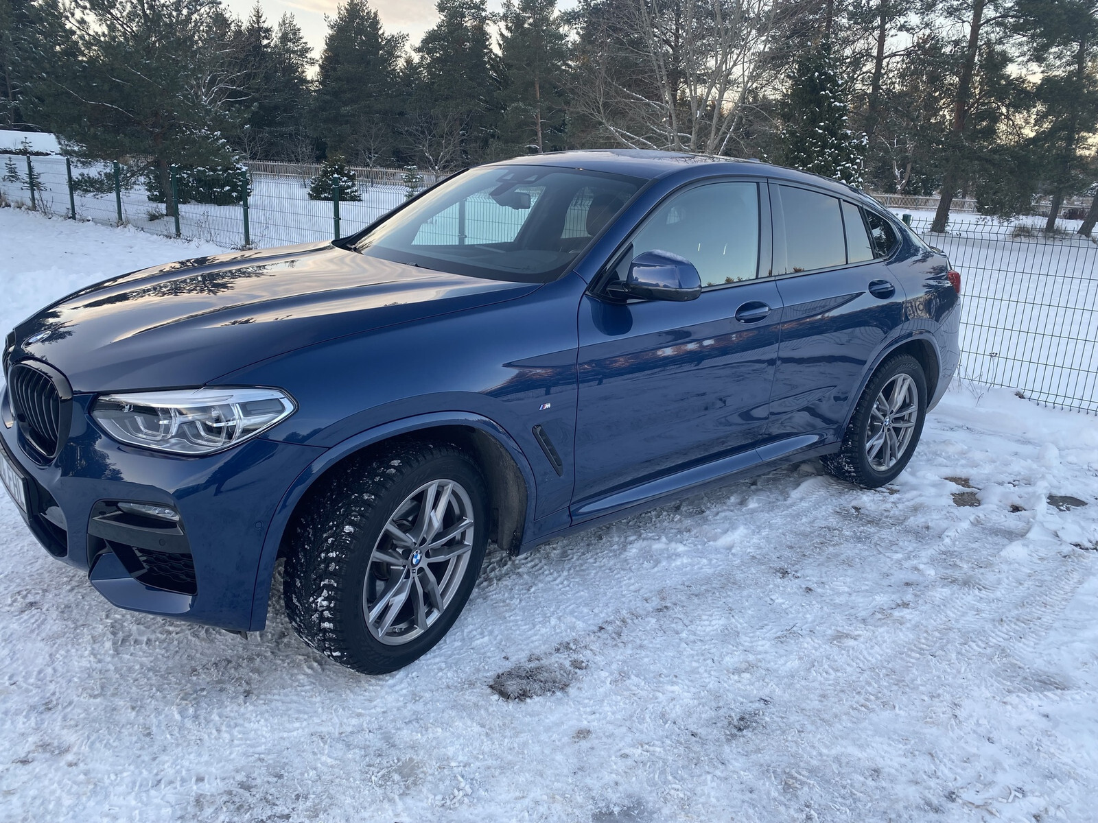BMW X4 2021, kuva 4/5