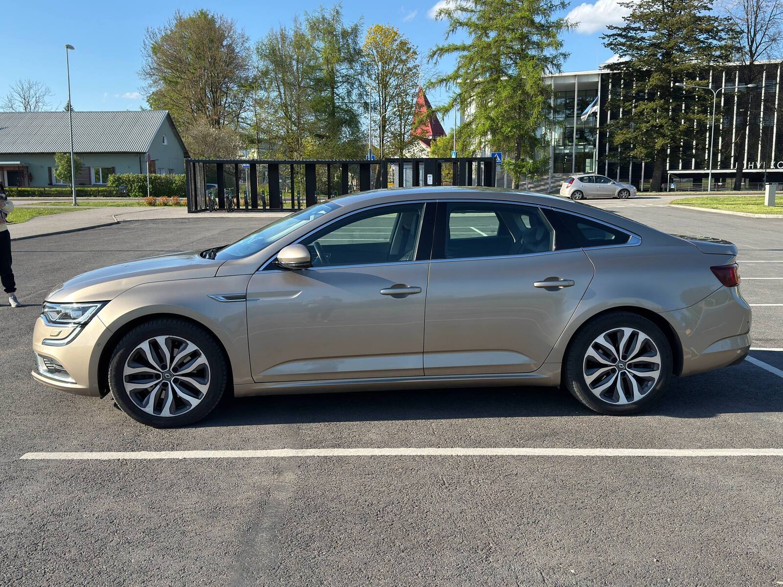 Renault Talisman Zen 2017, photo 3/10