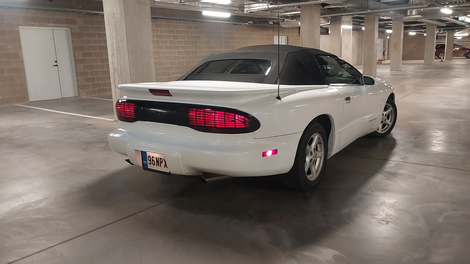 Pontiac Firebird 1995, photo 4/10