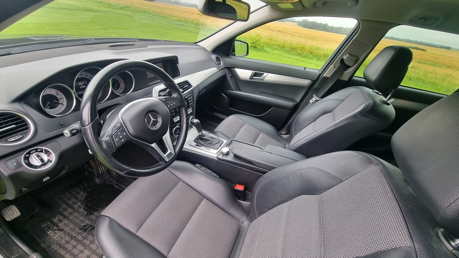 Mercedes-Benz C 250 2012, photo 5/8