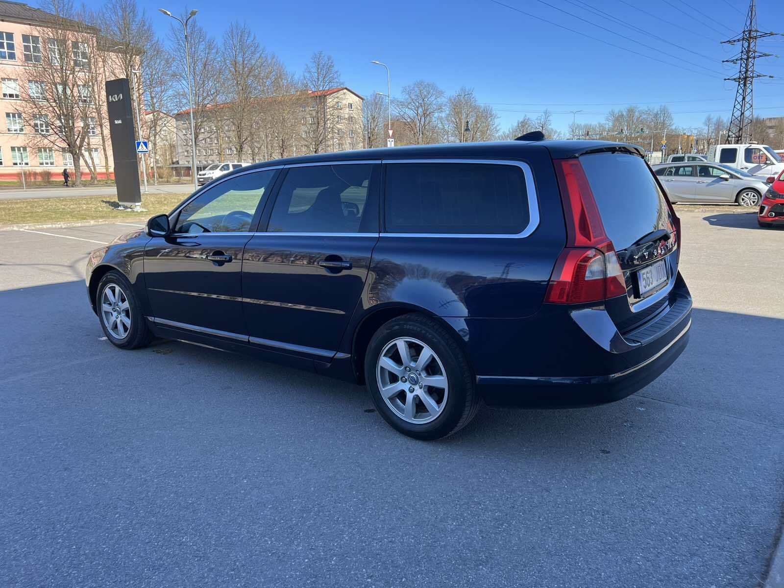 Volvo V70 2010, photo 5/10