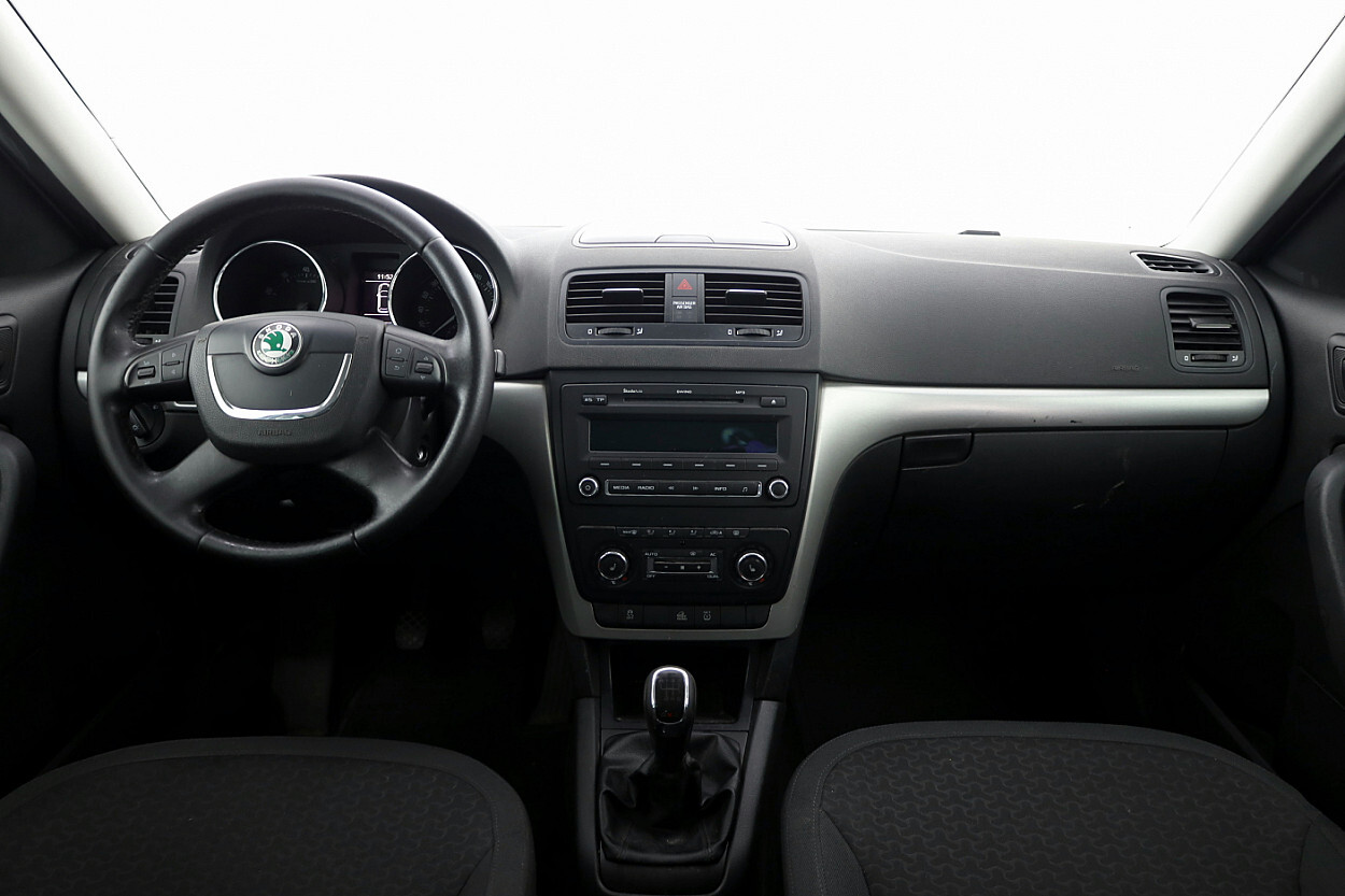 Škoda Yeti 2011, photo 5/7