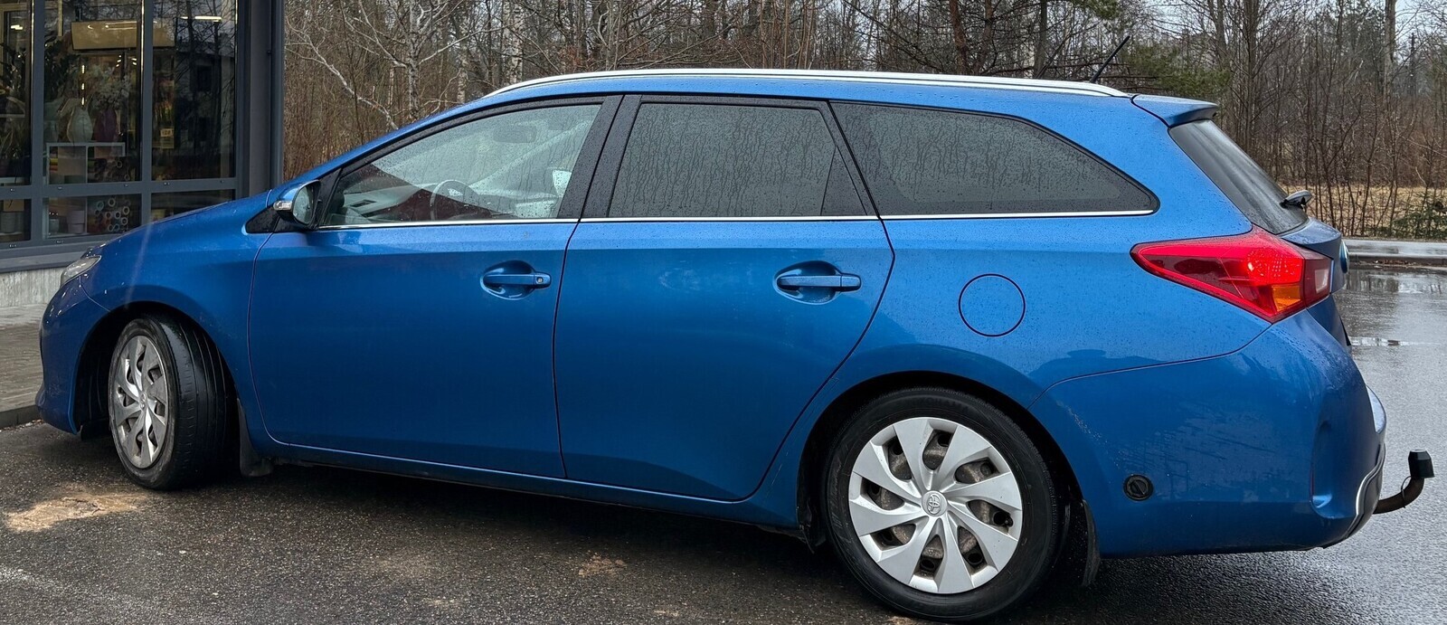 Toyota Auris 2014, photo 2/9