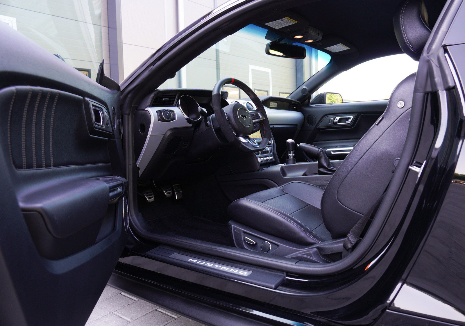 Ford Mustang 2016, photo 6/10