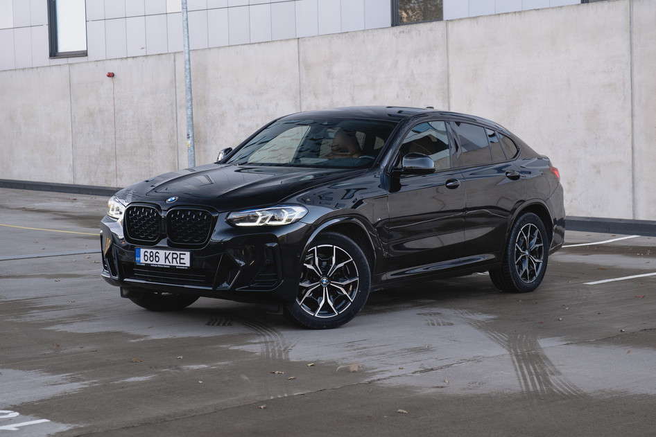 BMW X4, 2022, 2.0, 135 kW, hübriid (bensiin/elekter), automaat, nelikvedu