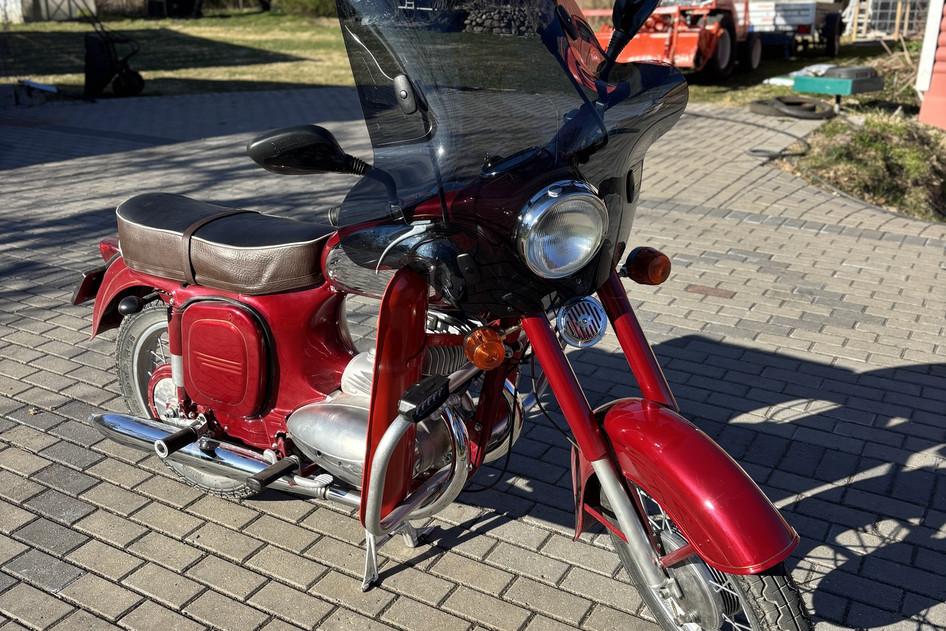 Jawa 354 / 350, 1963, 0.3, 13 kW, бензин, механическая, задний привод