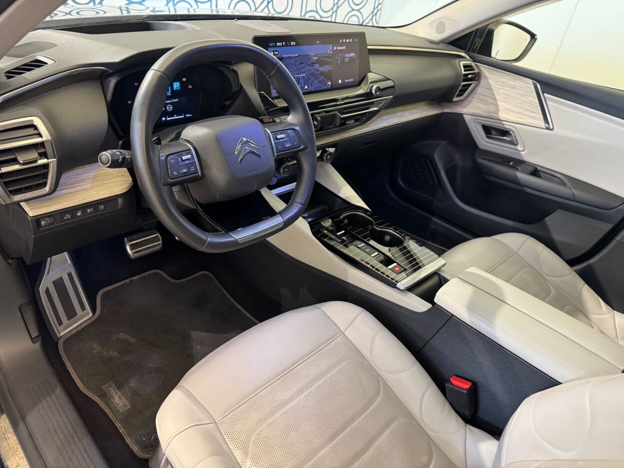 Citroën C5 X 2024, photo 7/10