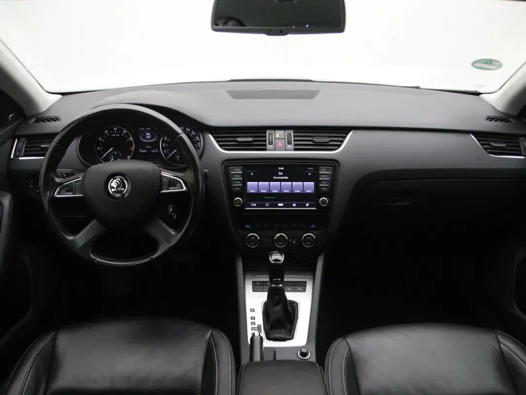 Škoda Octavia 2014, kuva 2/10