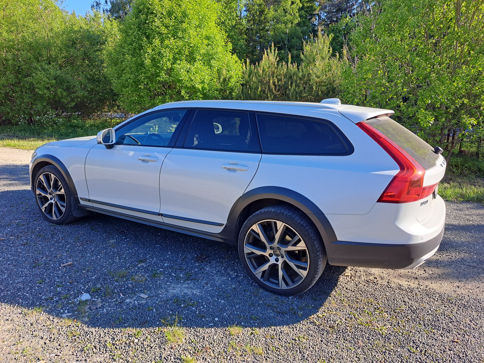 Volvo V90 Cross Country 2019, kuva 4/10