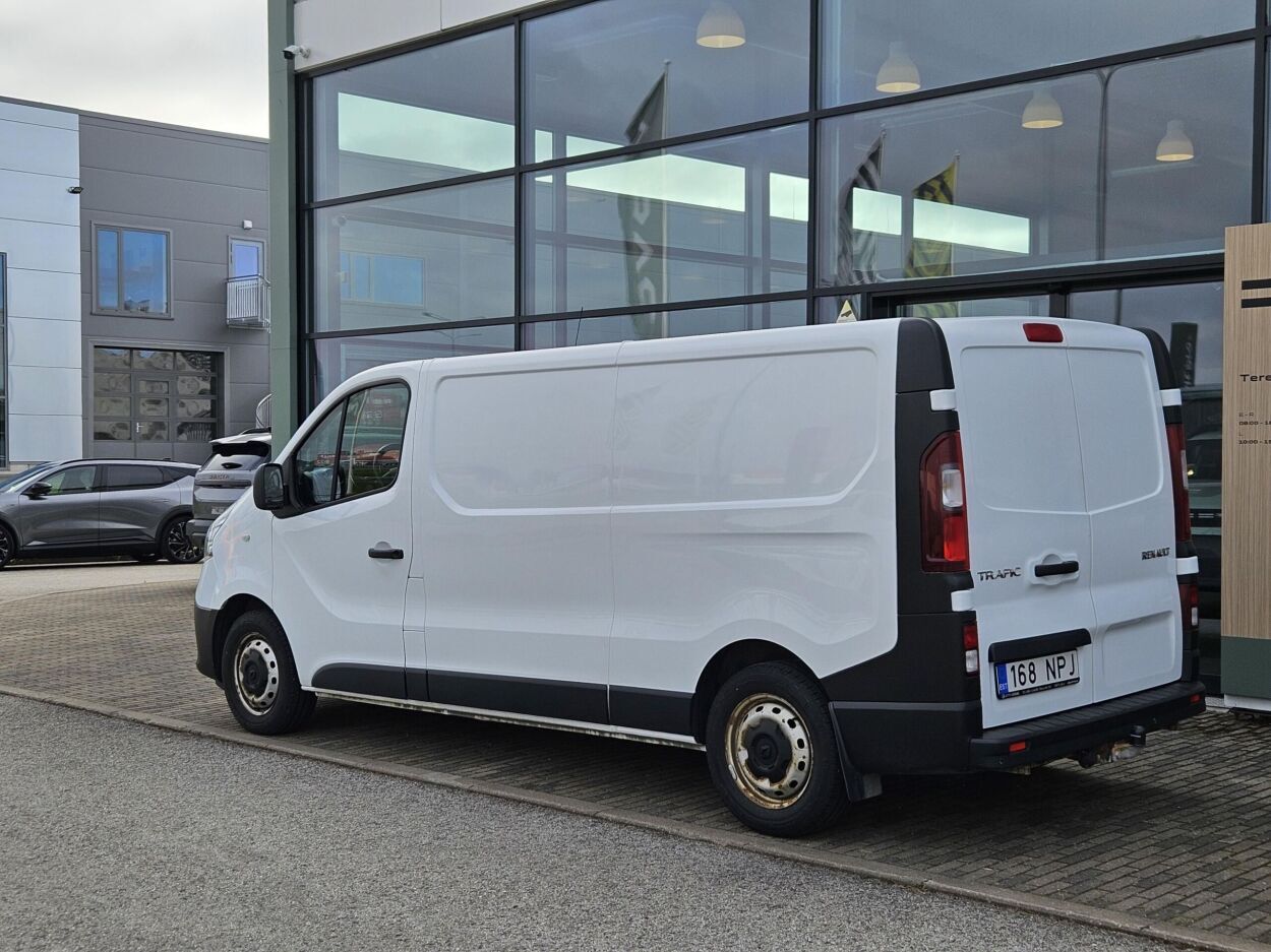 Renault Trafic 2021, kuva 6/9