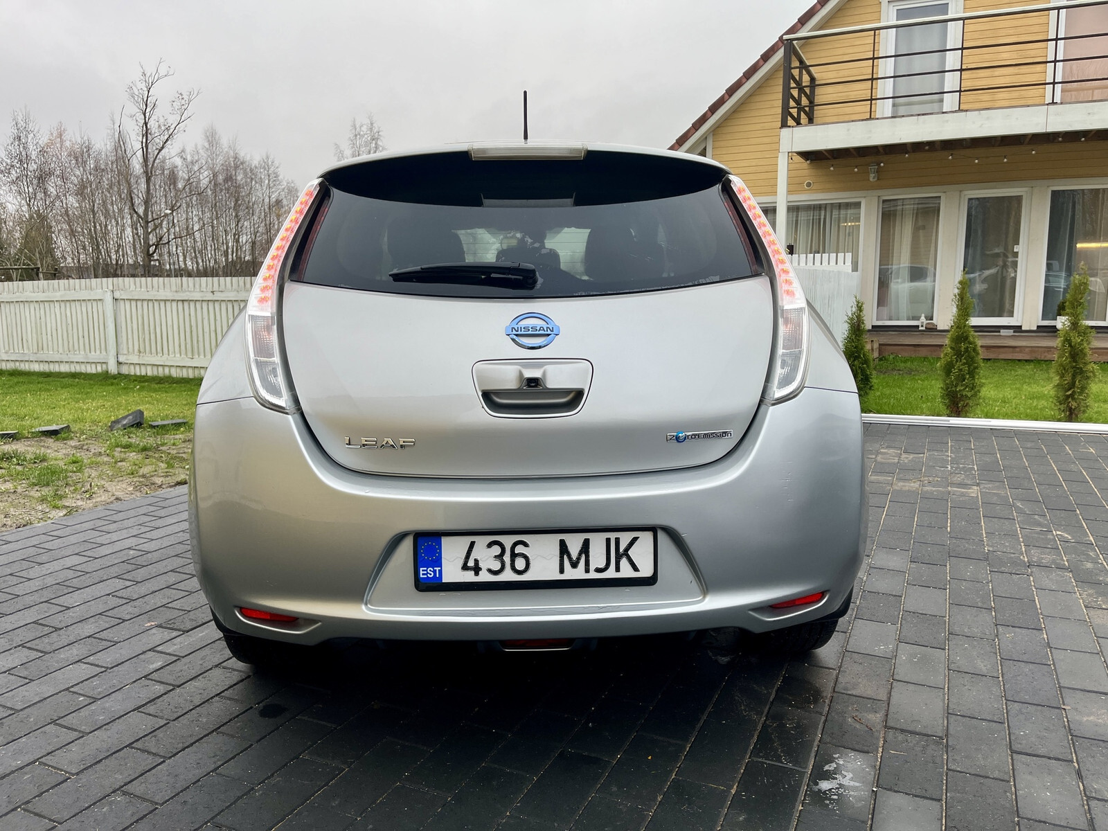 Nissan Leaf 2014, kuva 7/10